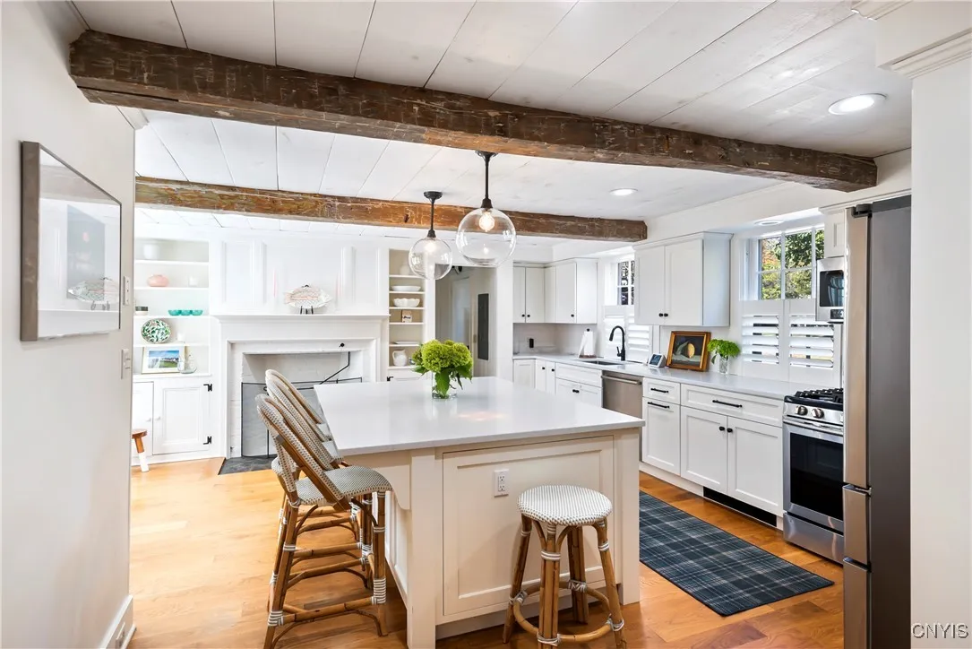 31 State Street, Skaneateles, New York 13152, Skaneateles, New York 13152, 4 Bedrooms Bedrooms, 11 Rooms Rooms,3 BathroomsBathrooms,Residential Lease,For Rent,31 State Street, Skaneateles, New York 13152,0,S1646769