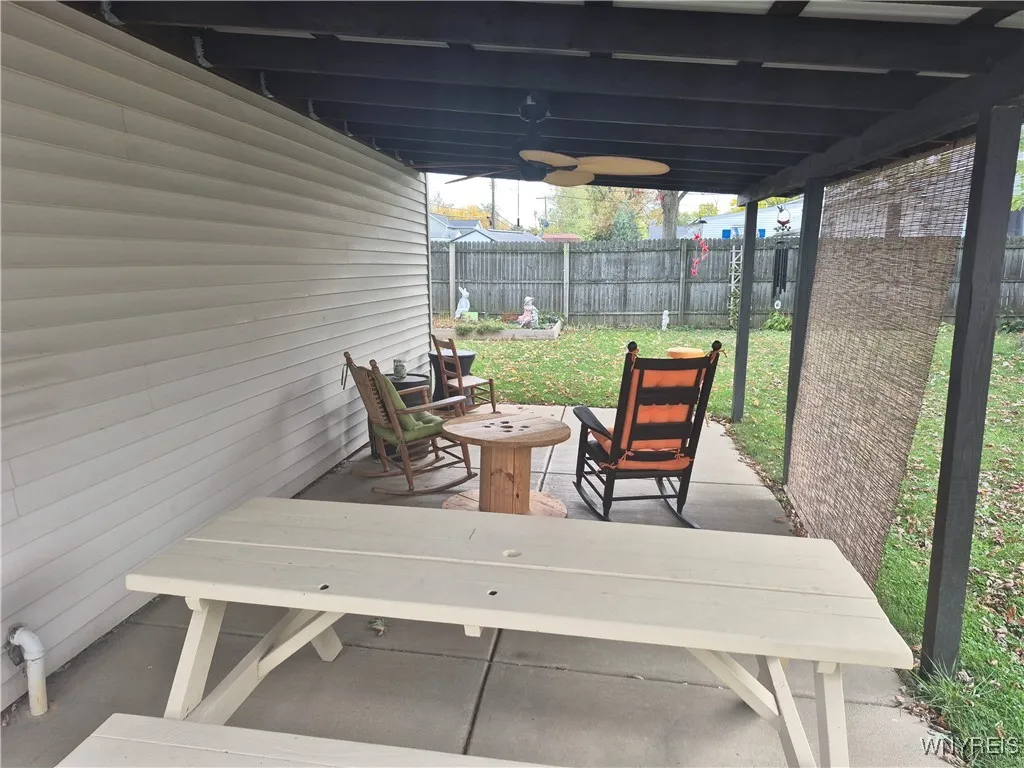 691 Fletcher Street, Tonawanda, New York 14150, Tonawanda, New York 14150, 3 Bedrooms Bedrooms, 9 Rooms Rooms,2 BathroomsBathrooms,Residential,For Sale,691 Fletcher Street, Tonawanda, New York 14150,0,B1647066