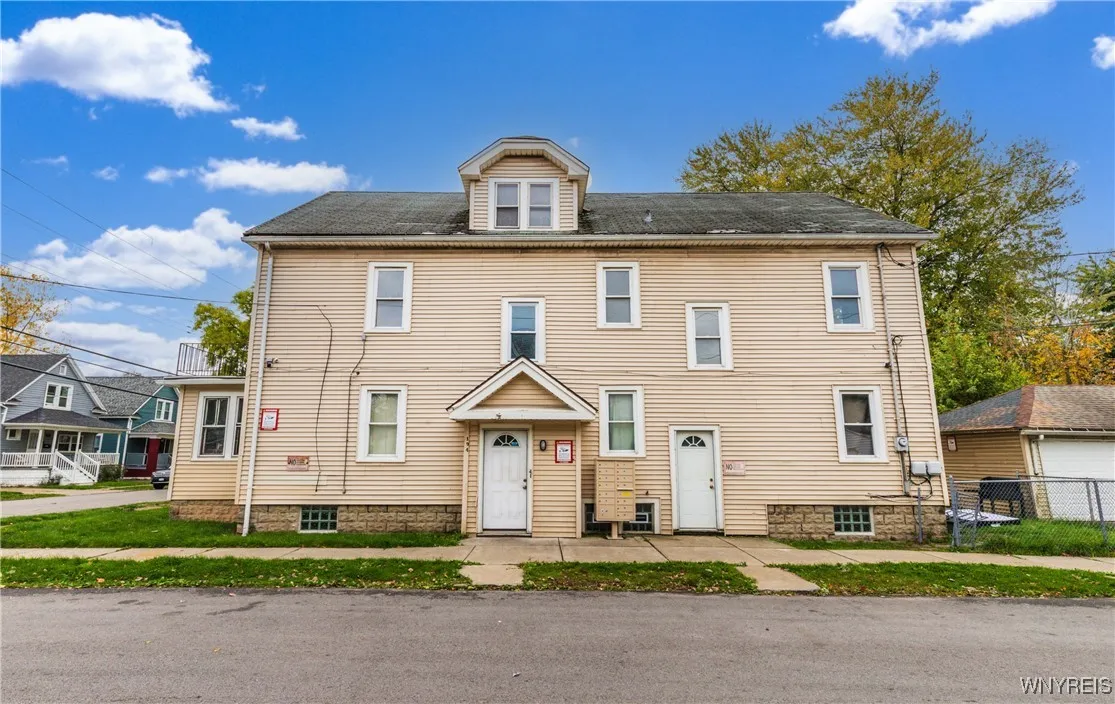 194 Chadduck Avenue, Buffalo, New York 14207, Buffalo, New York 14207, ,Multi Family,For Sale,194 Chadduck Avenue, Buffalo, New York 14207,0,B1647125