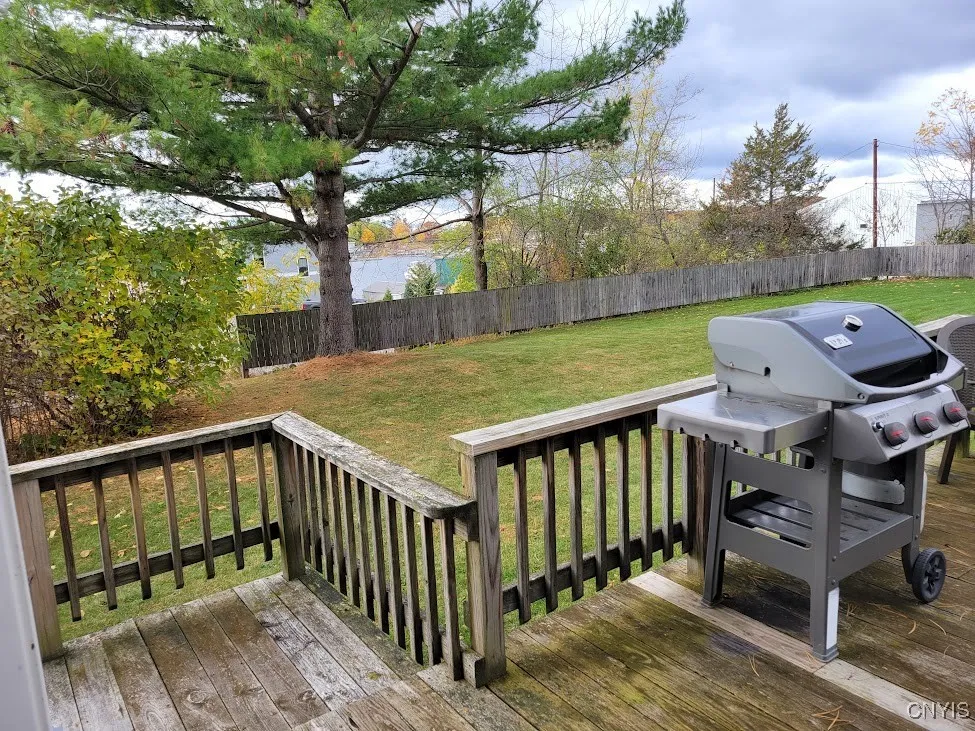 832 State Street, Clayton, New York 13624, Clayton, New York 13624, 4 Bedrooms Bedrooms, 7 Rooms Rooms,2 BathroomsBathrooms,Residential,For Sale,832 State Street, Clayton, New York 13624,0,S1646980