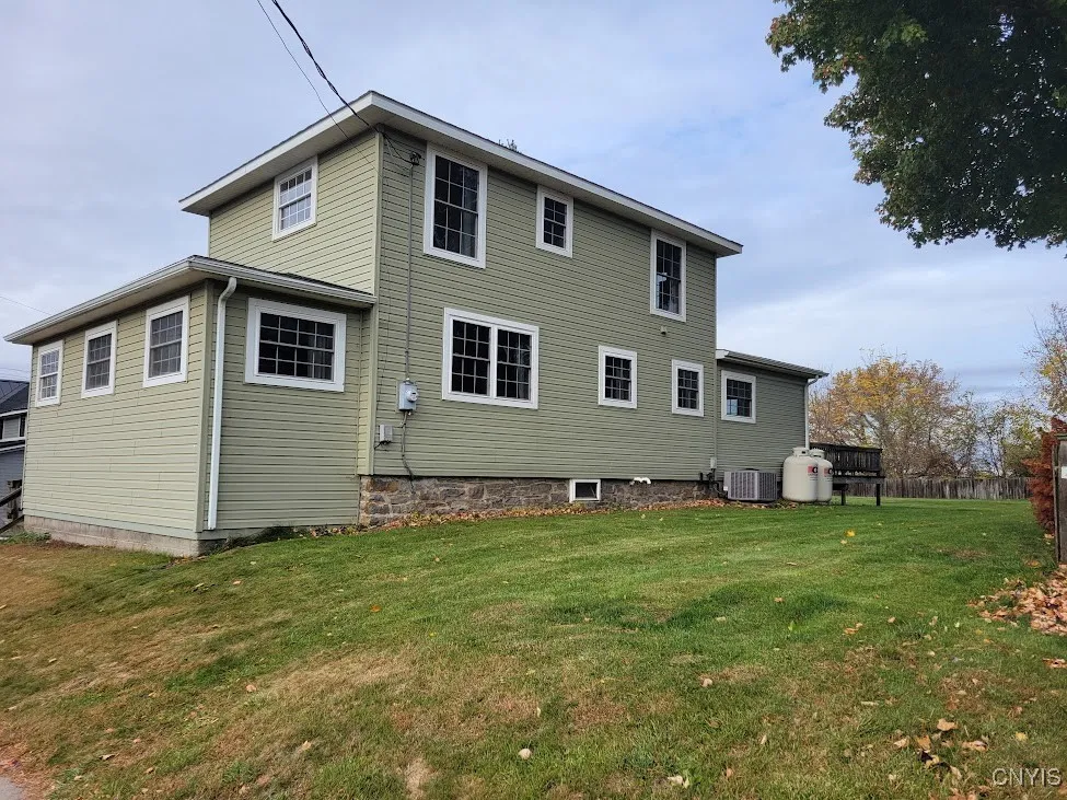 832 State Street, Clayton, New York 13624, Clayton, New York 13624, 4 Bedrooms Bedrooms, 7 Rooms Rooms,2 BathroomsBathrooms,Residential,For Sale,832 State Street, Clayton, New York 13624,0,S1646980