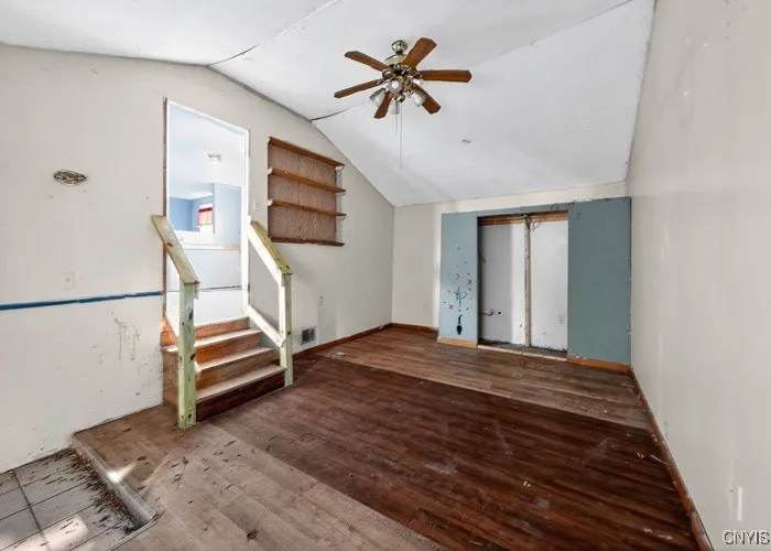 406 Beley Avenue, Syracuse, New York 13211, Syracuse, New York 13211, 3 Bedrooms Bedrooms, 6 Rooms Rooms,1 BathroomBathrooms,Residential,For Sale,406 Beley Avenue, Syracuse, New York 13211,0,S1647205