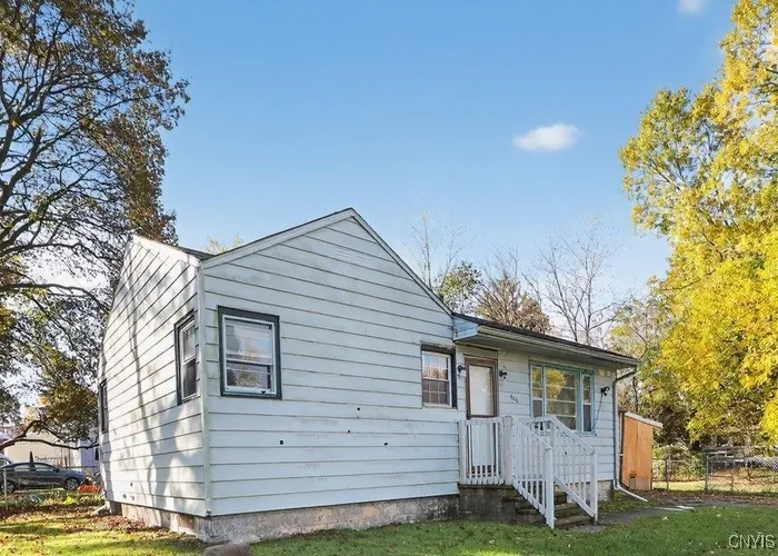 406 Beley Avenue, Syracuse, New York 13211, Syracuse, New York 13211, 3 Bedrooms Bedrooms, 6 Rooms Rooms,1 BathroomBathrooms,Residential,For Sale,406 Beley Avenue, Syracuse, New York 13211,0,S1647205