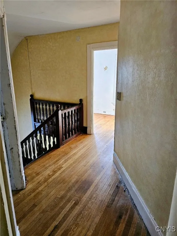 30 Westlake Avenue, Auburn, New York 13021, Auburn, New York 13021, 4 Bedrooms Bedrooms, 10 Rooms Rooms,2 BathroomsBathrooms,Residential,For Sale,30 Westlake Avenue, Auburn, New York 13021,0,S1646717