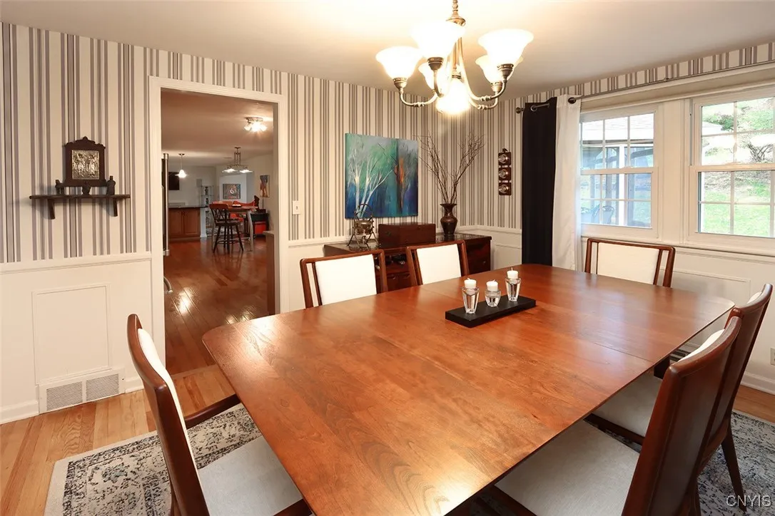516 Standish Drive, Dewitt, New York 13224, De Witt, New York 13224, 4 Bedrooms Bedrooms, 9 Rooms Rooms,2 BathroomsBathrooms,Residential,For Sale,516 Standish Drive, Dewitt, New York 13224,0,S1646574