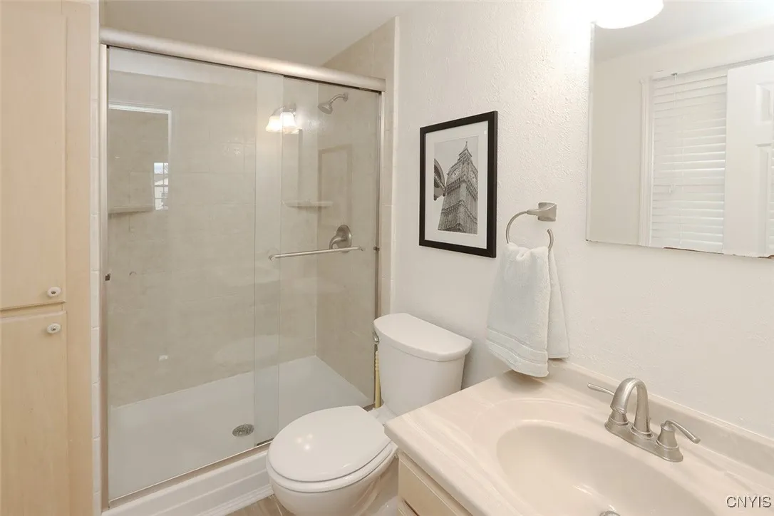 516 Standish Drive, Dewitt, New York 13224, De Witt, New York 13224, 4 Bedrooms Bedrooms, 9 Rooms Rooms,2 BathroomsBathrooms,Residential,For Sale,516 Standish Drive, Dewitt, New York 13224,0,S1646574