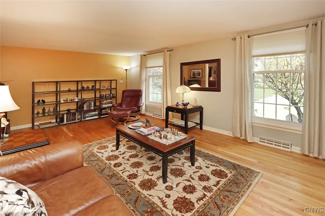 516 Standish Drive, Dewitt, New York 13224, De Witt, New York 13224, 4 Bedrooms Bedrooms, 9 Rooms Rooms,2 BathroomsBathrooms,Residential,For Sale,516 Standish Drive, Dewitt, New York 13224,0,S1646574