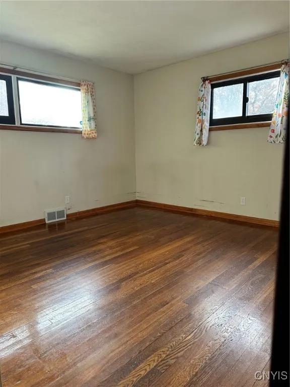 220 Palmer Drive, Manlius, New York 13066, Manlius, New York 13066, 3 Bedrooms Bedrooms, 6 Rooms Rooms,1 BathroomBathrooms,Residential,For Sale,220 Palmer Drive, Manlius, New York 13066,0,S1646360