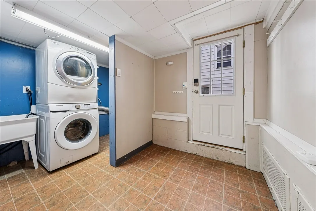 49 Canterbury Court, Amherst, New York 14226, Amherst, New York 14226, 3 Bedrooms Bedrooms, 6 Rooms Rooms,1 BathroomBathrooms,Residential,For Sale,49 Canterbury Court, Amherst, New York 14226,0,R1647224 49 Canterbury Court, Amherst, New York 14226, Amherst, New York 14226, 3 Bedrooms Bedrooms, 6 Rooms Rooms,1 BathroomBathrooms,Residential,For Sale,49 Canterbury Court, Amherst, New York 14226,0,R1647224