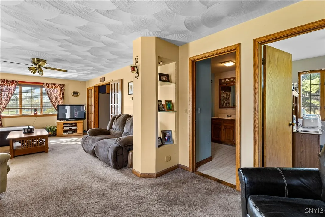 6317 State Route 233, Westmoreland, New York 13440, Westmoreland, New York 13440, 3 Bedrooms Bedrooms, 10 Rooms Rooms,1 BathroomBathrooms,Residential,For Sale,6317 State Route 233, Westmoreland, New York 13440,0,S1646812