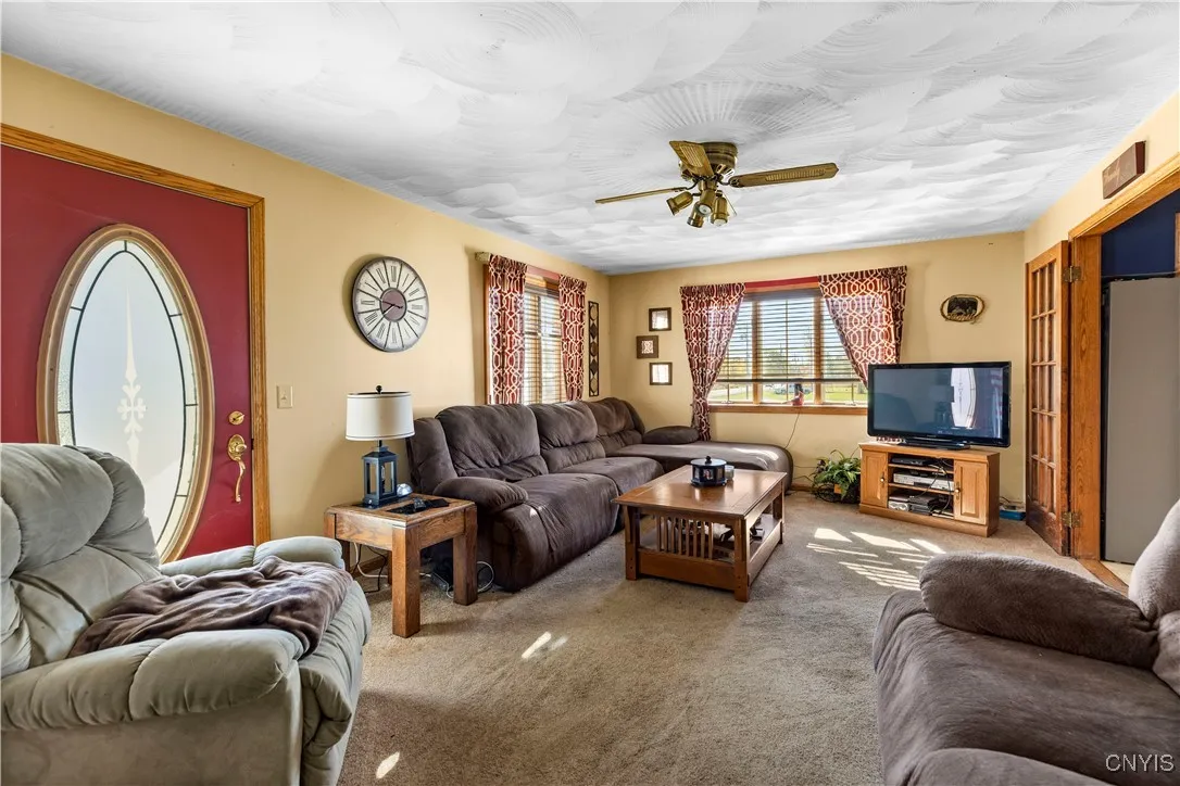 6317 State Route 233, Westmoreland, New York 13440, Westmoreland, New York 13440, 3 Bedrooms Bedrooms, 10 Rooms Rooms,1 BathroomBathrooms,Residential,For Sale,6317 State Route 233, Westmoreland, New York 13440,0,S1646812