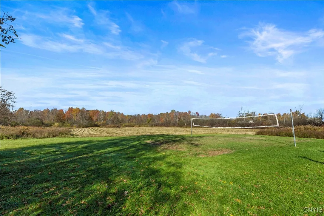 10+/- Acres.