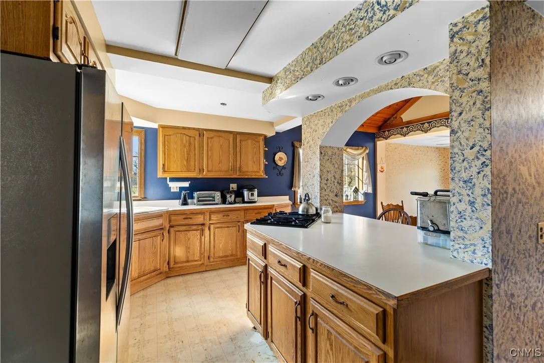 6317 State Route 233, Westmoreland, New York 13440, Westmoreland, New York 13440, 3 Bedrooms Bedrooms, 10 Rooms Rooms,1 BathroomBathrooms,Residential,For Sale,6317 State Route 233, Westmoreland, New York 13440,0,S1646812