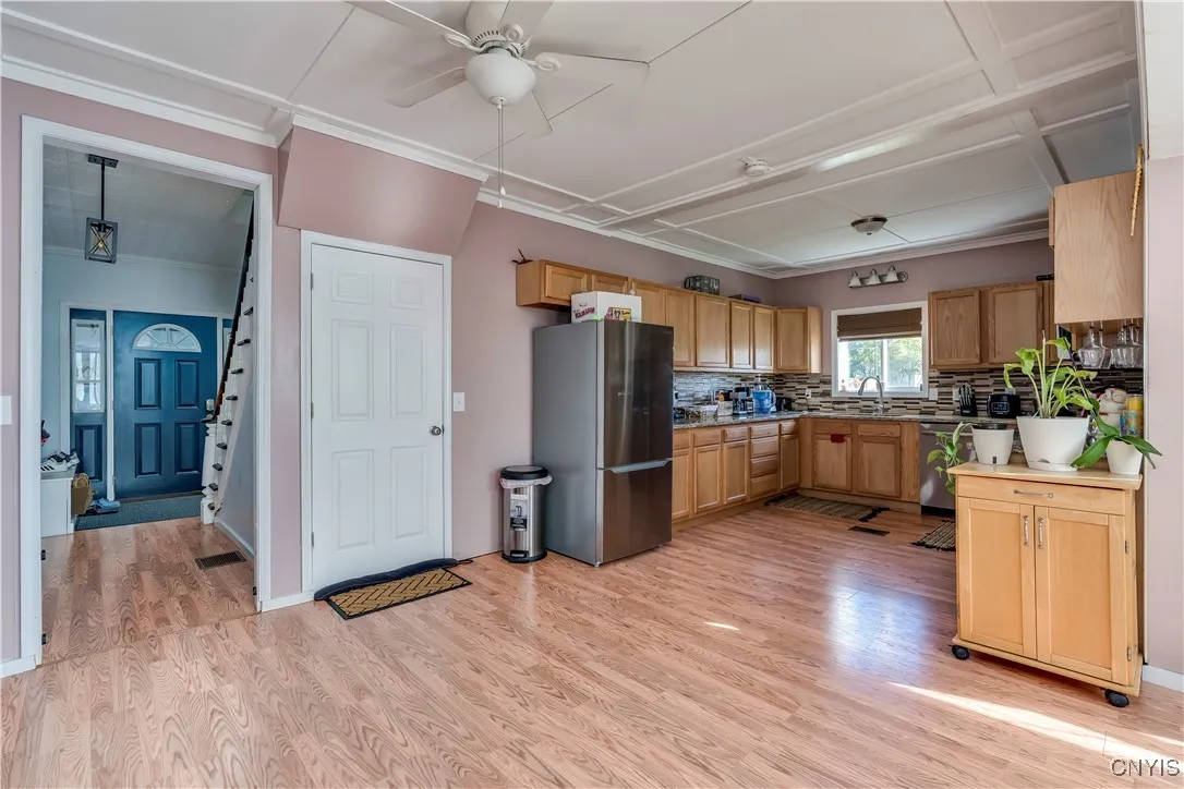 101 Washington Street, Antwerp, New York 13608, Antwerp, New York 13608, 4 Bedrooms Bedrooms, 9 Rooms Rooms,3 BathroomsBathrooms,Residential,For Sale,101 Washington Street, Antwerp, New York 13608,0,S1646198