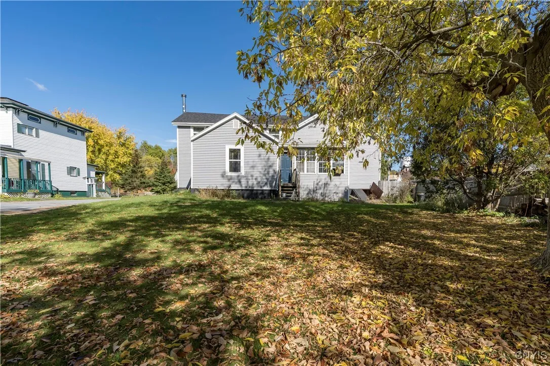 101 Washington Street, Antwerp, New York 13608, Antwerp, New York 13608, 4 Bedrooms Bedrooms, 9 Rooms Rooms,3 BathroomsBathrooms,Residential,For Sale,101 Washington Street, Antwerp, New York 13608,0,S1646198
