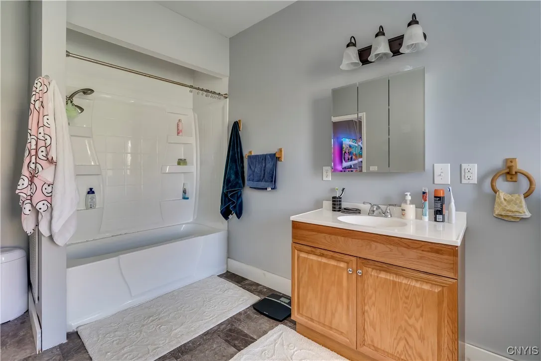 101 Washington Street, Antwerp, New York 13608, Antwerp, New York 13608, 4 Bedrooms Bedrooms, 9 Rooms Rooms,3 BathroomsBathrooms,Residential,For Sale,101 Washington Street, Antwerp, New York 13608,0,S1646198