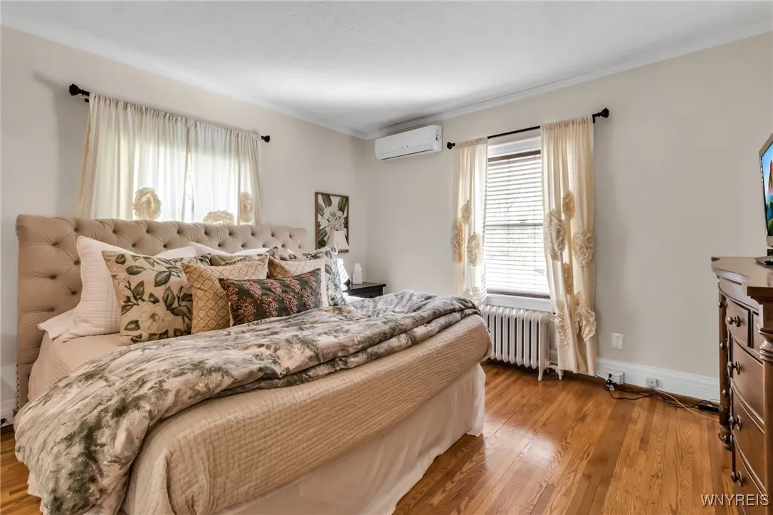 815 James Avenue, Niagara Falls, New York 14305, Niagara Falls, New York 14305, 3 Bedrooms Bedrooms, 8 Rooms Rooms,2 BathroomsBathrooms,Residential,For Sale,815 James Avenue, Niagara Falls, New York 14305,0,B1647101