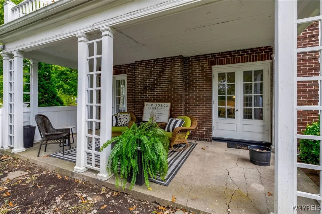 815 James Avenue, Niagara Falls, New York 14305, Niagara Falls, New York 14305, 3 Bedrooms Bedrooms, 8 Rooms Rooms,2 BathroomsBathrooms,Residential,For Sale,815 James Avenue, Niagara Falls, New York 14305,0,B1647101