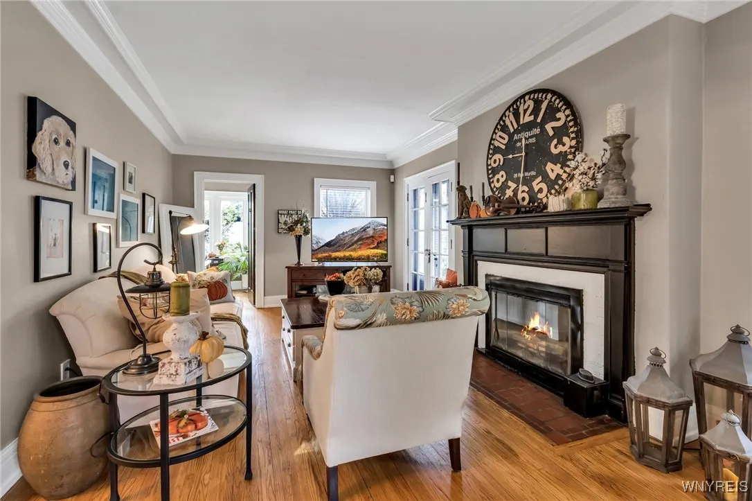 815 James Avenue, Niagara Falls, New York 14305, Niagara Falls, New York 14305, 3 Bedrooms Bedrooms, 8 Rooms Rooms,2 BathroomsBathrooms,Residential,For Sale,815 James Avenue, Niagara Falls, New York 14305,0,B1647101