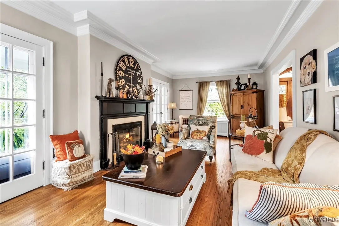 815 James Avenue, Niagara Falls, New York 14305, Niagara Falls, New York 14305, 3 Bedrooms Bedrooms, 8 Rooms Rooms,2 BathroomsBathrooms,Residential,For Sale,815 James Avenue, Niagara Falls, New York 14305,0,B1647101