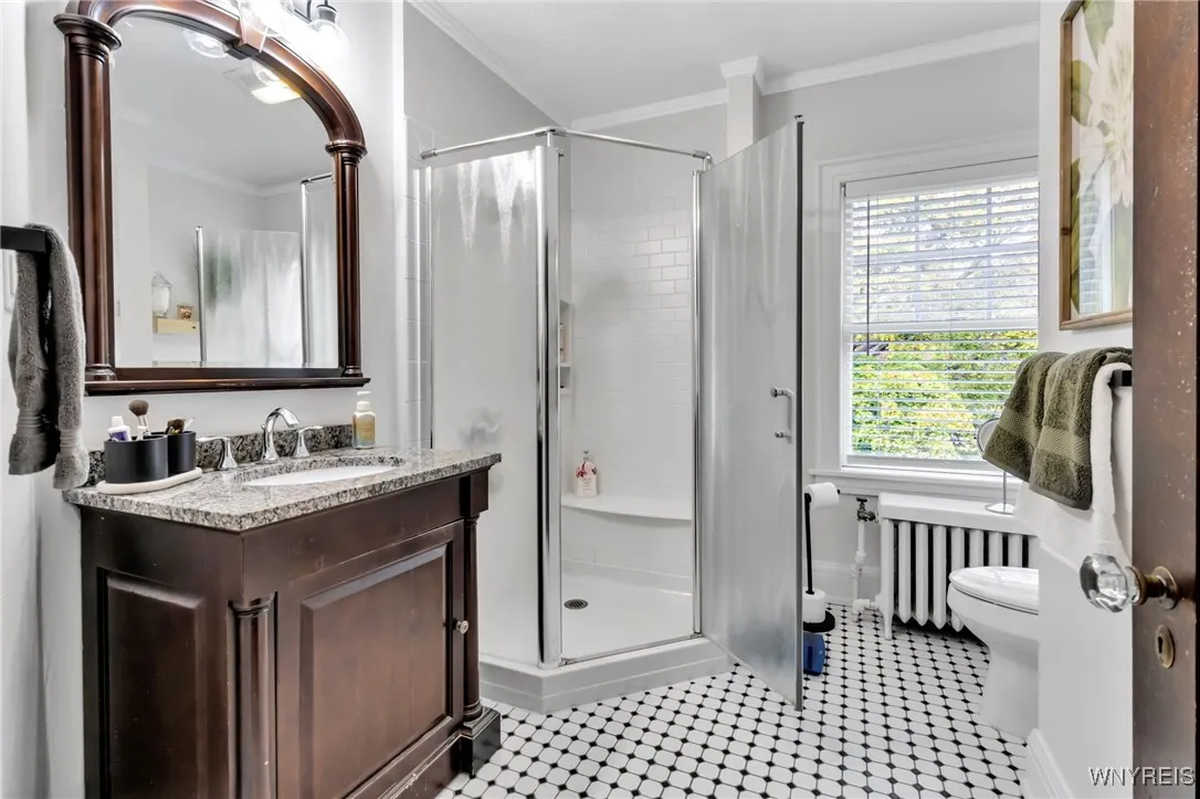 815 James Avenue, Niagara Falls, New York 14305, Niagara Falls, New York 14305, 3 Bedrooms Bedrooms, 8 Rooms Rooms,2 BathroomsBathrooms,Residential,For Sale,815 James Avenue, Niagara Falls, New York 14305,0,B1647101