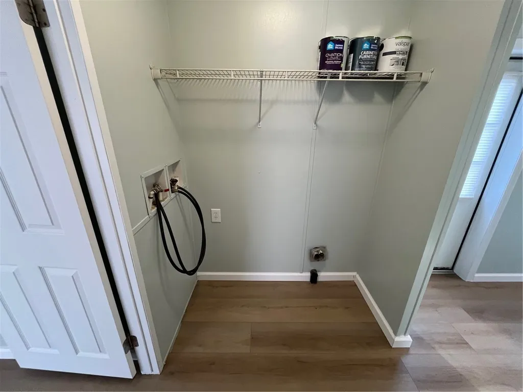 941 Waterloo Geneva Road, Waterloo, New York 13165, Waterloo, New York 13165, 2 Bedrooms Bedrooms, 4 Rooms Rooms,1 BathroomBathrooms,Residential,For Sale,941 Waterloo Geneva Road, Waterloo, New York 13165,0,R1647290