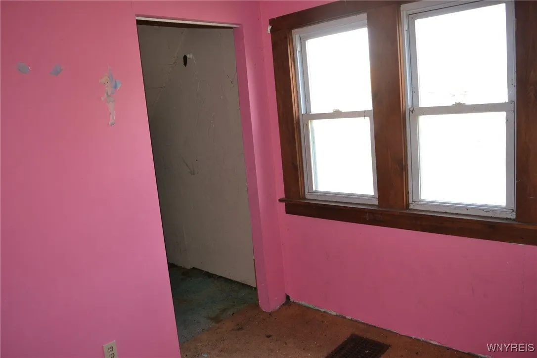 11 Michael Place, Lackawanna, New York 14218, Lackawanna, New York 14218, 3 Bedrooms Bedrooms, 5 Rooms Rooms,1 BathroomBathrooms,Residential,For Sale,11 Michael Place, Lackawanna, New York 14218,0,B1647289