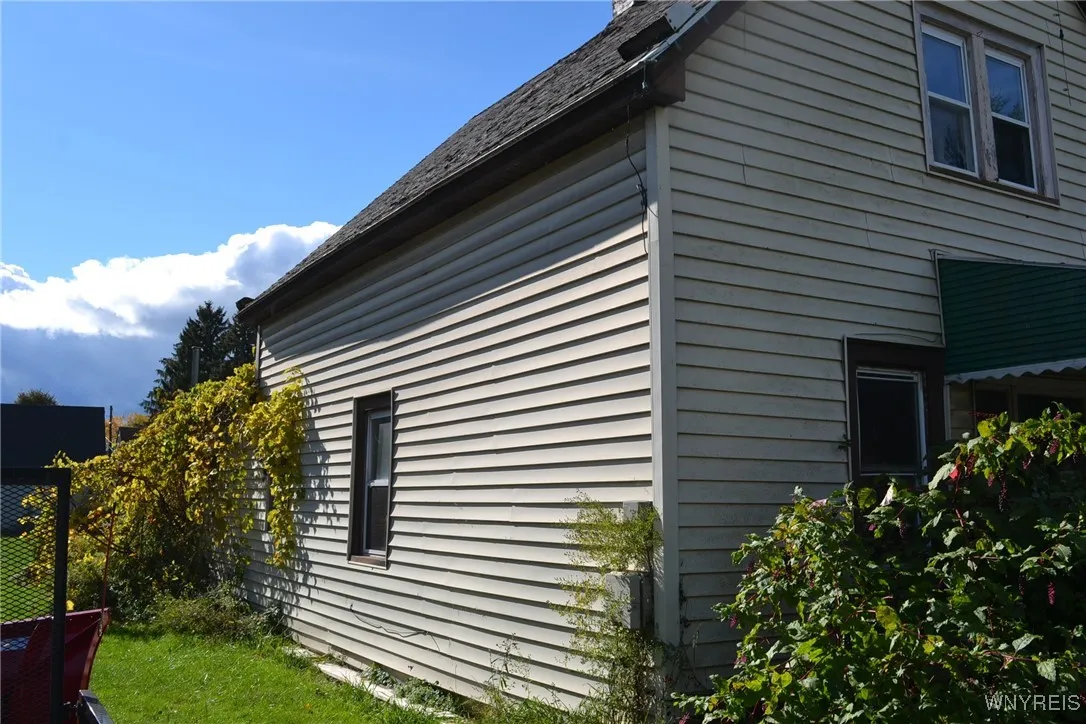 11 Michael Place, Lackawanna, New York 14218, Lackawanna, New York 14218, 3 Bedrooms Bedrooms, 5 Rooms Rooms,1 BathroomBathrooms,Residential,For Sale,11 Michael Place, Lackawanna, New York 14218,0,B1647289