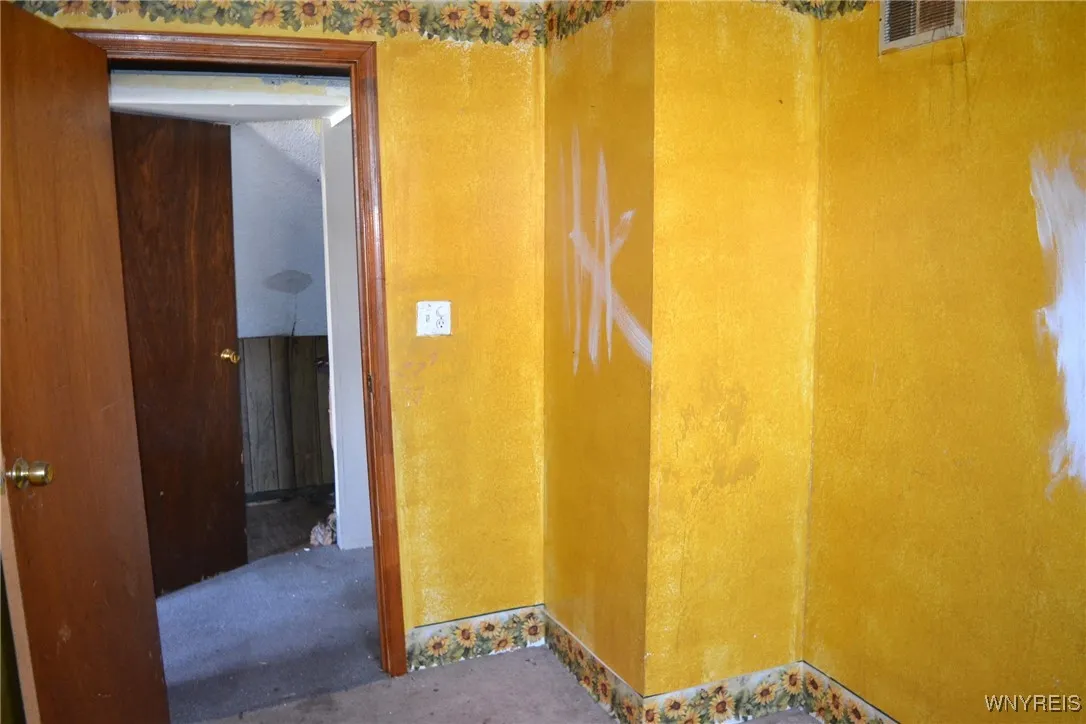 11 Michael Place, Lackawanna, New York 14218, Lackawanna, New York 14218, 3 Bedrooms Bedrooms, 5 Rooms Rooms,1 BathroomBathrooms,Residential,For Sale,11 Michael Place, Lackawanna, New York 14218,0,B1647289