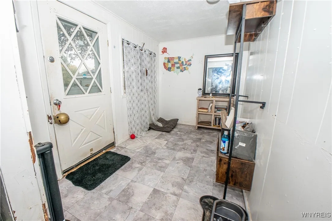 4251 South Park Avenue, Hamburg, New York 14219, Hamburg, New York 14219, 3 Bedrooms Bedrooms, 7 Rooms Rooms,1 BathroomBathrooms,Residential,For Sale,4251 South Park Avenue, Hamburg, New York 14219,0,B1645799