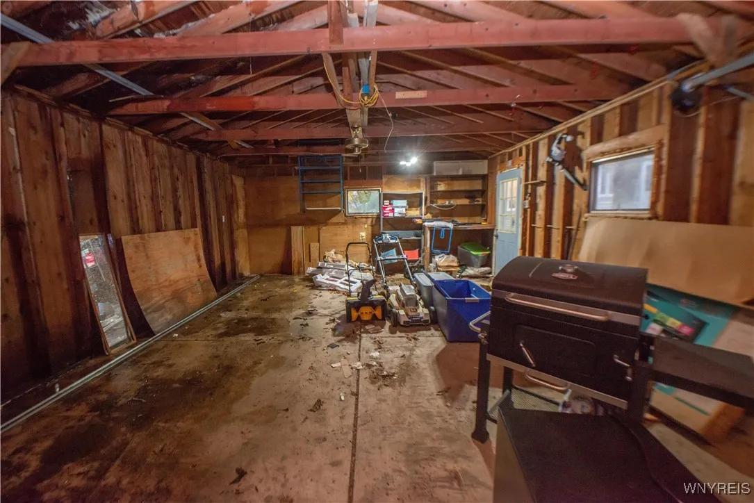 4251 South Park Avenue, Hamburg, New York 14219, Hamburg, New York 14219, 3 Bedrooms Bedrooms, 7 Rooms Rooms,1 BathroomBathrooms,Residential,For Sale,4251 South Park Avenue, Hamburg, New York 14219,0,B1645799