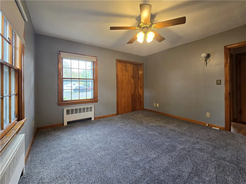 409 East 10th Street, Horseheads, New York 14903, Horseheads, New York 14903, 3 Bedrooms Bedrooms, 9 Rooms Rooms,1 BathroomBathrooms,Residential,For Sale,409 East 10th Street, Horseheads, New York 14903,0,R1647251