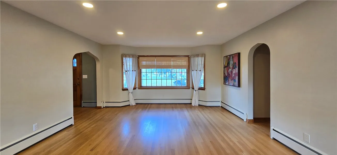 409 East 10th Street, Horseheads, New York 14903, Horseheads, New York 14903, 3 Bedrooms Bedrooms, 9 Rooms Rooms,1 BathroomBathrooms,Residential,For Sale,409 East 10th Street, Horseheads, New York 14903,0,R1647251