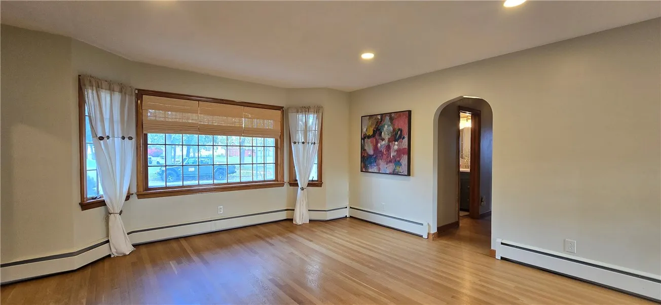 409 East 10th Street, Horseheads, New York 14903, Horseheads, New York 14903, 3 Bedrooms Bedrooms, 9 Rooms Rooms,1 BathroomBathrooms,Residential,For Sale,409 East 10th Street, Horseheads, New York 14903,0,R1647251