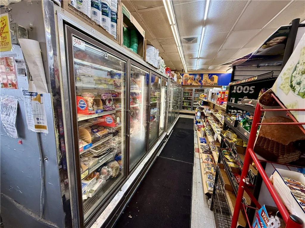 584-600 Hudson Avenue, Rochester, New York 14605, Rochester, New York 14605, ,Commercial Lease,For Rent,584-600 Hudson Avenue, Rochester, New York 14605,0,R1646190