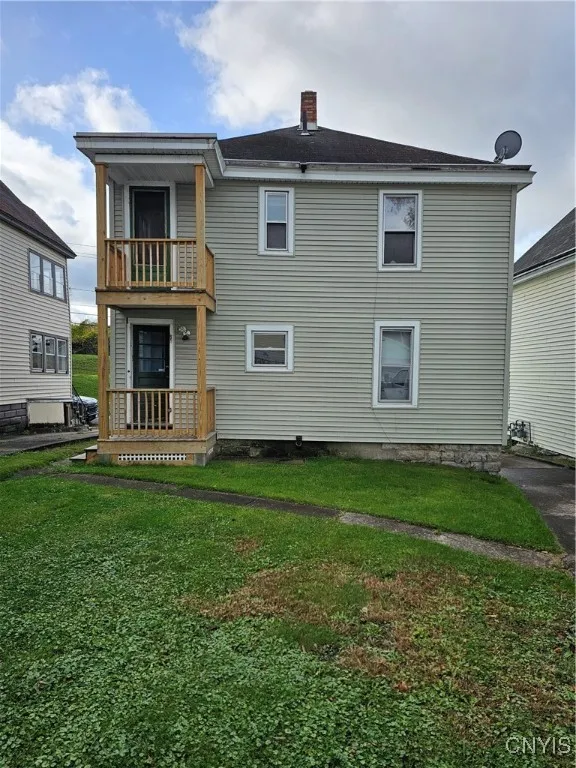 830 Watson Place, Utica, New York 13502, Utica, New York 13502, 4 Bedrooms Bedrooms, 7 Rooms Rooms,1 BathroomBathrooms,Residential,For Sale,830 Watson Place, Utica, New York 13502,0,S1647196