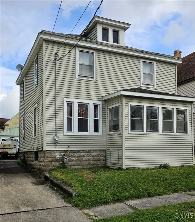 830 Watson Place, Utica, New York 13502, Utica, New York 13502, 4 Bedrooms Bedrooms, 7 Rooms Rooms,1 BathroomBathrooms,Residential,For Sale,830 Watson Place, Utica, New York 13502,0,S1647196