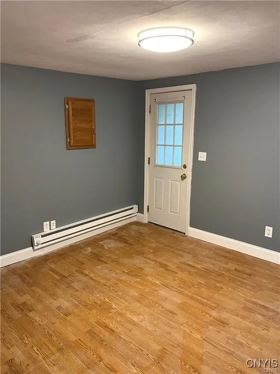 215 James Street, Lenox, New York 13032, Lenox, New York 13032, 1 Bedroom Bedrooms, 4 Rooms Rooms,1 BathroomBathrooms,Residential Lease,Closed,215 James Street, Lenox, New York 13032,0,S1647308