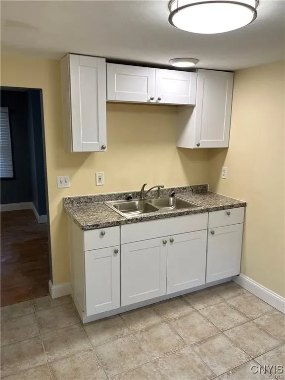 215 James Street, Lenox, New York 13032, Lenox, New York 13032, 1 Bedroom Bedrooms, 4 Rooms Rooms,1 BathroomBathrooms,Residential Lease,Closed,215 James Street, Lenox, New York 13032,0,S1647308