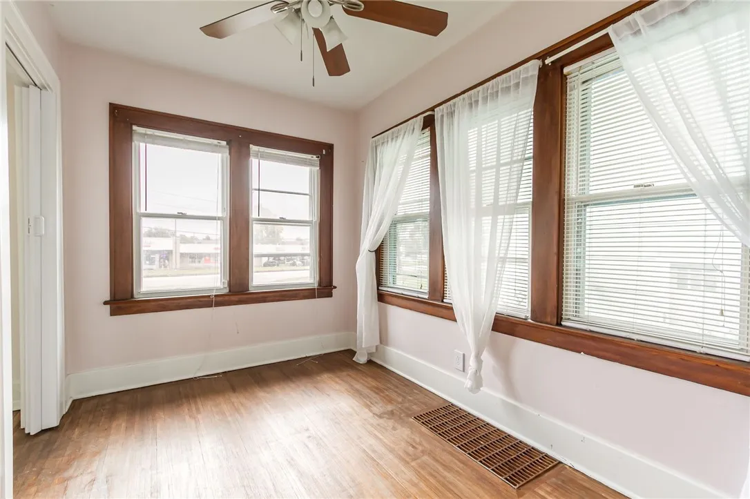 334 E Ridge Road, Rochester, New York 14621, Rochester, New York 14621, 3 Bedrooms Bedrooms, 6 Rooms Rooms,1 BathroomBathrooms,Residential,For Sale,334 E Ridge Road, Rochester, New York 14621,0,R1647315