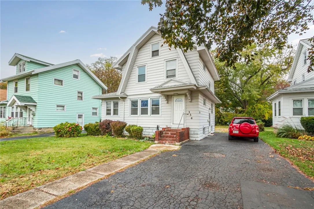 334 E Ridge Road, Rochester, New York 14621, Rochester, New York 14621, 3 Bedrooms Bedrooms, 6 Rooms Rooms,1 BathroomBathrooms,Residential,For Sale,334 E Ridge Road, Rochester, New York 14621,0,R1647315