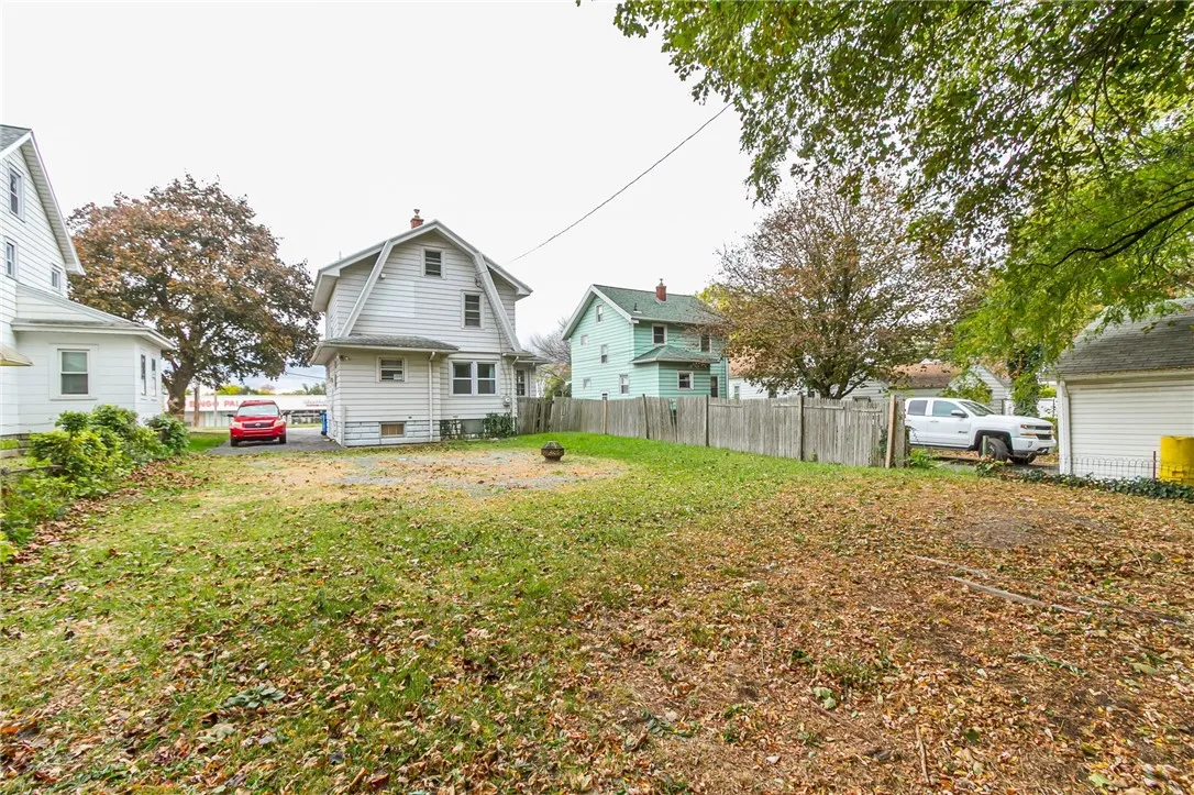 334 E Ridge Road, Rochester, New York 14621, Rochester, New York 14621, 3 Bedrooms Bedrooms, 6 Rooms Rooms,1 BathroomBathrooms,Residential,For Sale,334 E Ridge Road, Rochester, New York 14621,0,R1647315