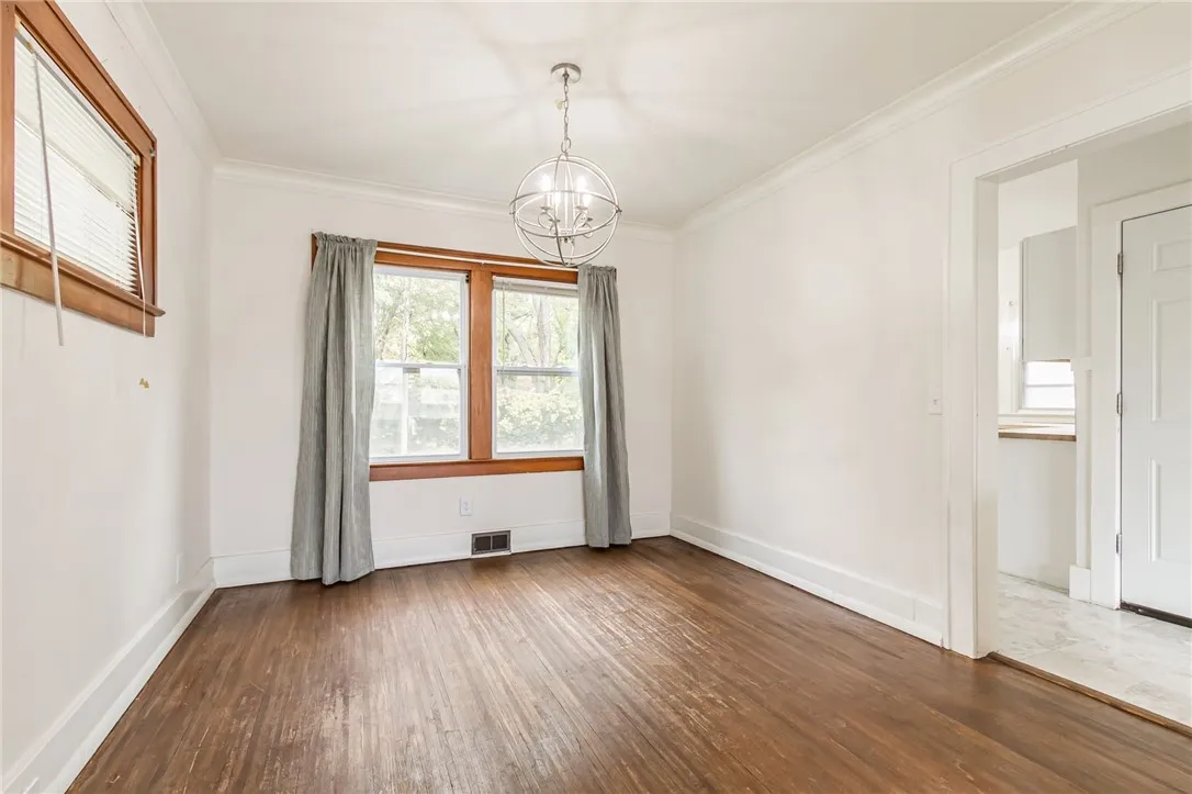 334 E Ridge Road, Rochester, New York 14621, Rochester, New York 14621, 3 Bedrooms Bedrooms, 6 Rooms Rooms,1 BathroomBathrooms,Residential,For Sale,334 E Ridge Road, Rochester, New York 14621,0,R1647315