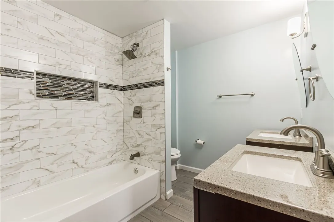 334 E Ridge Road, Rochester, New York 14621, Rochester, New York 14621, 3 Bedrooms Bedrooms, 6 Rooms Rooms,1 BathroomBathrooms,Residential,For Sale,334 E Ridge Road, Rochester, New York 14621,0,R1647315