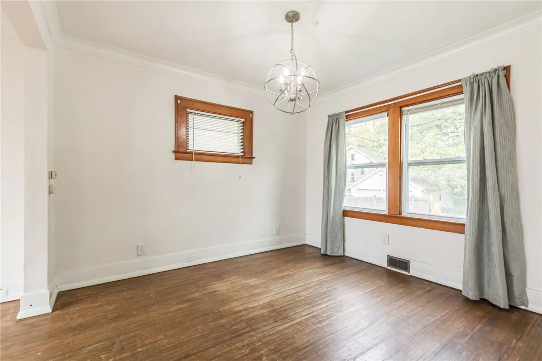 334 E Ridge Road, Rochester, New York 14621, Rochester, New York 14621, 3 Bedrooms Bedrooms, 6 Rooms Rooms,1 BathroomBathrooms,Residential,For Sale,334 E Ridge Road, Rochester, New York 14621,0,R1647315