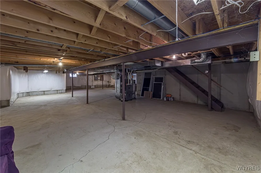 34 Alexander Parkway, Pendleton, New York 14120, Pendleton, New York 14120, 2 Bedrooms Bedrooms, 7 Rooms Rooms,2 BathroomsBathrooms,Residential,For Sale,34 Alexander Parkway, Pendleton, New York 14120,0,B1647127