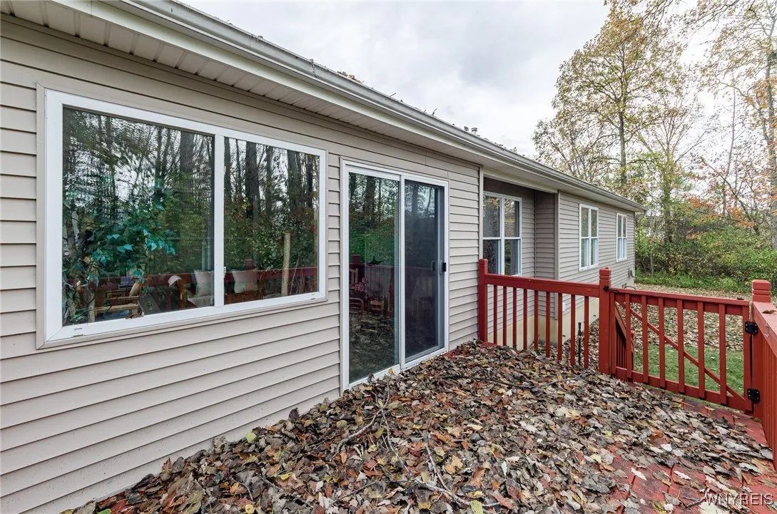 34 Alexander Parkway, Pendleton, New York 14120, Pendleton, New York 14120, 2 Bedrooms Bedrooms, 7 Rooms Rooms,2 BathroomsBathrooms,Residential,For Sale,34 Alexander Parkway, Pendleton, New York 14120,0,B1647127