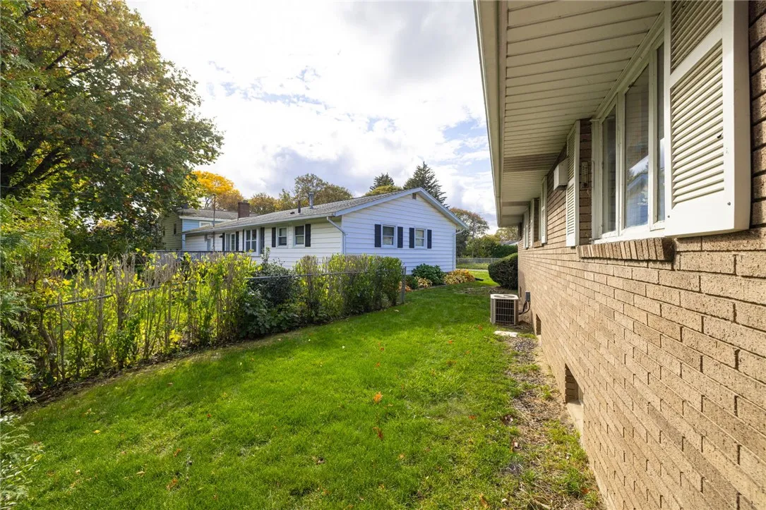 48 Skycrest Drive, Greece, New York 14616, Greece, New York 14616, 3 Bedrooms Bedrooms, 6 Rooms Rooms,1 BathroomBathrooms,Residential,Closed,48 Skycrest Drive, Greece, New York 14616,0,R1647226