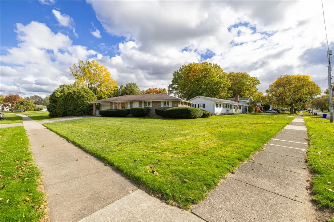 48 Skycrest Drive, Greece, New York 14616, Greece, New York 14616, 3 Bedrooms Bedrooms, 6 Rooms Rooms,1 BathroomBathrooms,Residential,Closed,48 Skycrest Drive, Greece, New York 14616,0,R1647226