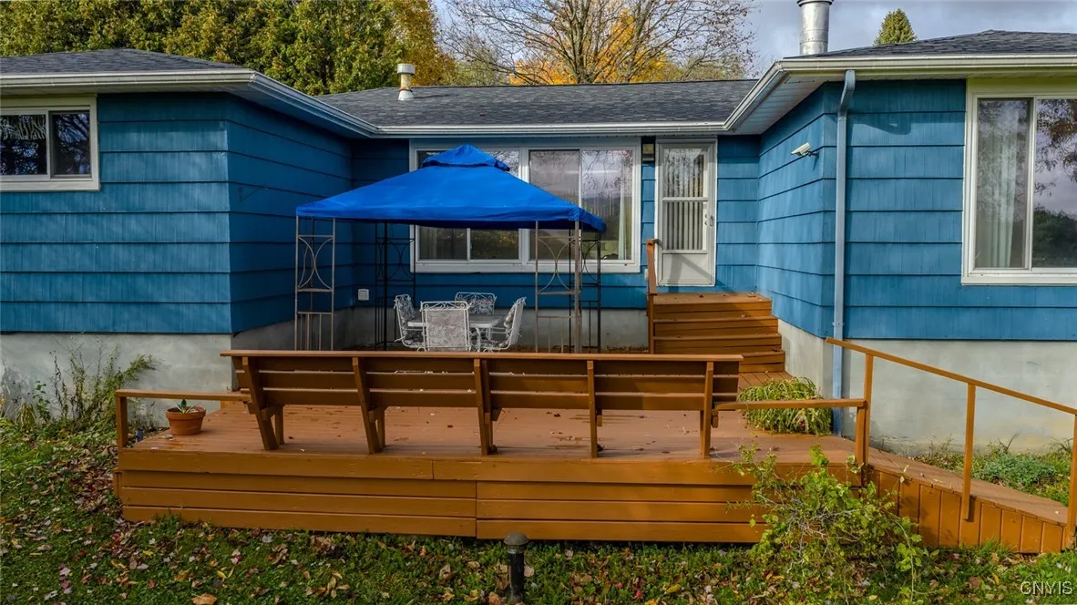 Deck
